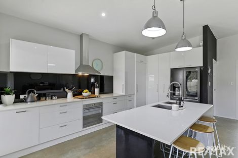 Property photo of 4 Fleming Place Wondunna QLD 4655