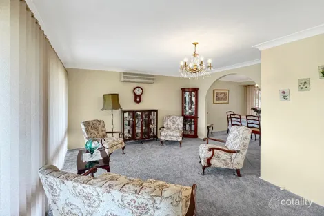 Property photo of 4 Thornhill Crescent Werrington Downs NSW 2747