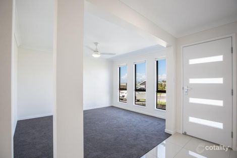 Property photo of 3 Harrison Place Pimpama QLD 4209