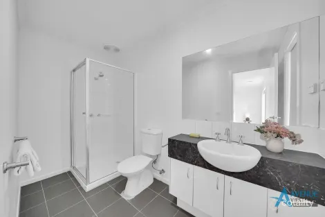 Property photo of 4 Palmer Parade Derrimut VIC 3026