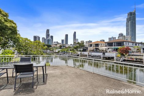Property photo of 9/5 Holborow Close Surfers Paradise QLD 4217
