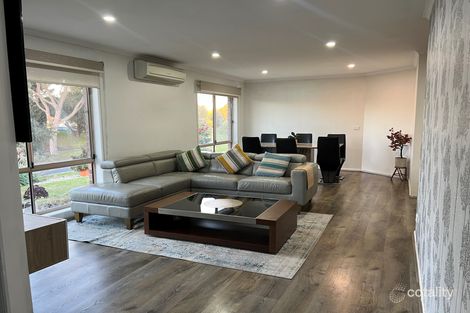 Property photo of 5 Tamworth Court Cranbourne VIC 3977