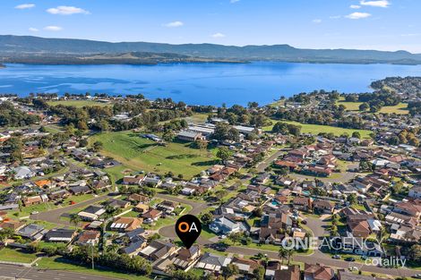 Property photo of 19 Minda Crescent Oak Flats NSW 2529