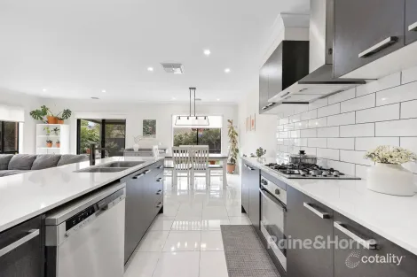 Property photo of 44 Fairfield Crescent Diggers Rest VIC 3427