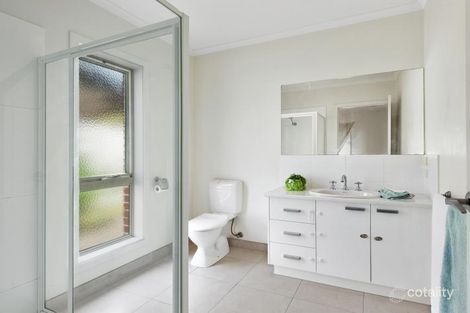 Property photo of 6 Deep Lead Close Canadian VIC 3350