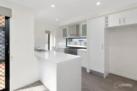 Property photo of 29 Aberdeen Circuit Spring Mountain QLD 4300