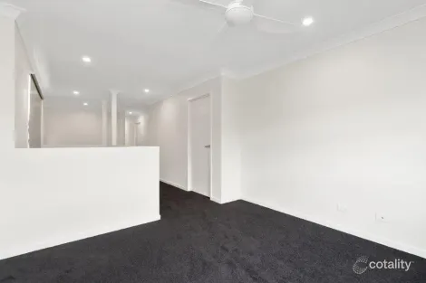 Property photo of 29 Aberdeen Circuit Spring Mountain QLD 4300