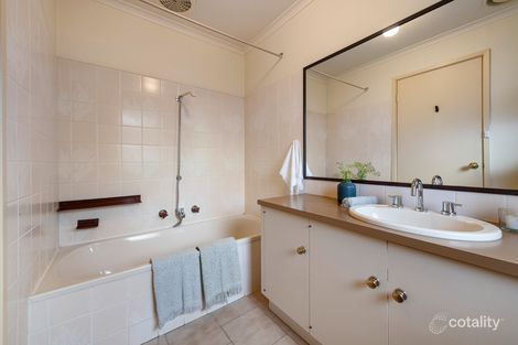 Property photo of 2/1A Carween Avenue Mitcham VIC 3132