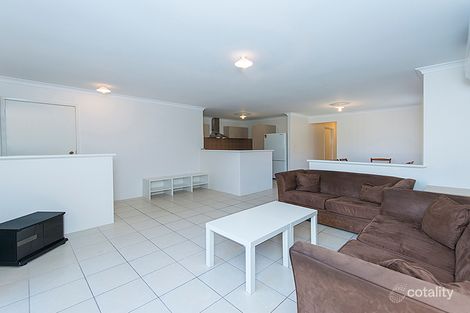 Property photo of 4/231 Hamilton Street Queens Park WA 6107