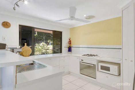 Property photo of 37 Carbeen Drive Taranganba QLD 4703