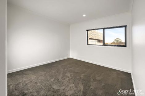 Property photo of 8 Lampard Road Drouin VIC 3818