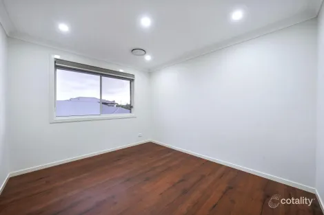 Property photo of 20 Lomatia Place Denham Court NSW 2565