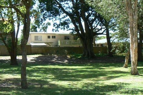 8 Albion Ave, Miami, QLD 4220