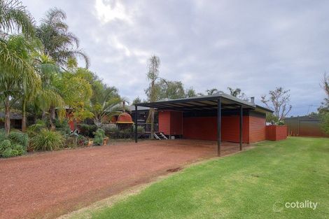 Property photo of 17 Klaehn Crescent Yalyalup WA 6280