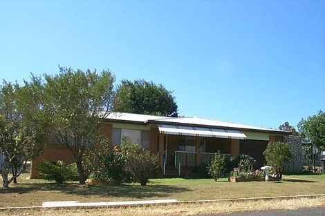 9 Glenview Cres, Avoca, QLD 4670