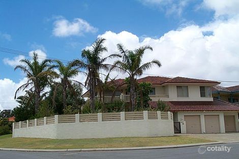 Property photo of 2 Barker Place Karrinyup WA 6018