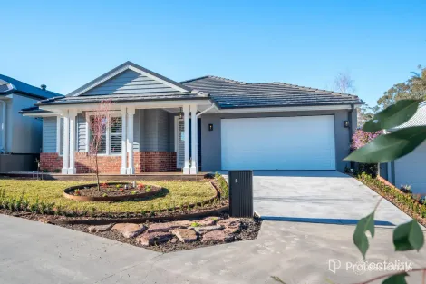 Property photo of 8 Sugargum Close Yarra Junction VIC 3797