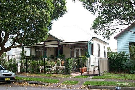 40 Alexander St, Hamilton South, NSW 2303