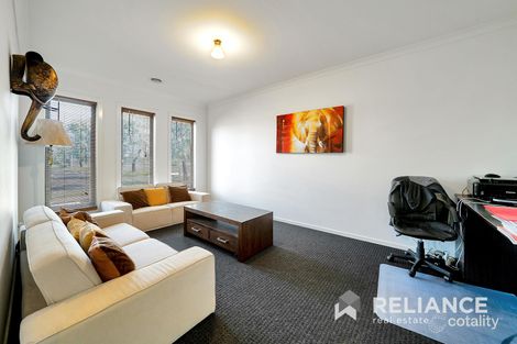 Property photo of 14 Martaban Crescent Point Cook VIC 3030