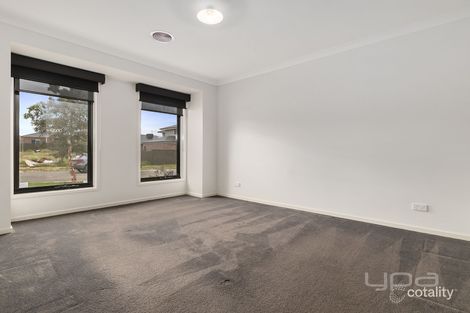 Property photo of 7 Mayfield Street Cobblebank VIC 3338