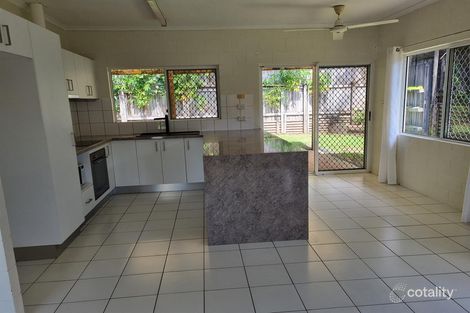 18 Dodd Ct, Mooroobool, QLD 4870