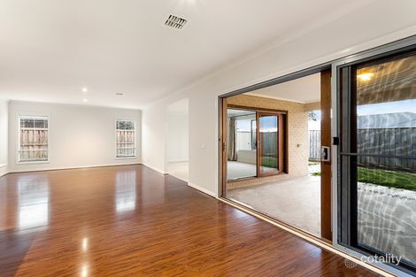 Property photo of 37 Coulthard Crescent Doreen VIC 3754