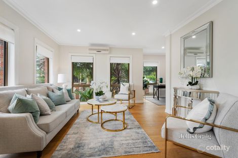 Property photo of 2 Fernhill Street Glen Waverley VIC 3150