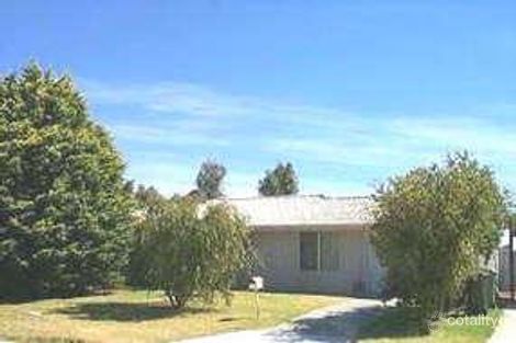 12 Excalibur Cir, Camillo, WA 6111