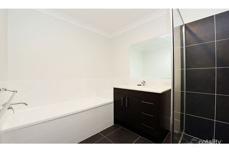 Property photo of 1/20 Henning Crescent Meridan Plains QLD 4551