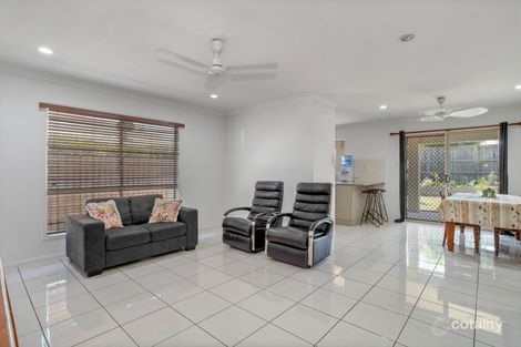 Property photo of 20 Woden Crescent Ooralea QLD 4740