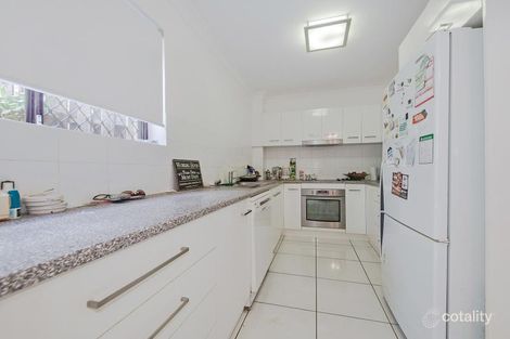 Property photo of 1/43 Rutland Street Coorparoo QLD 4151