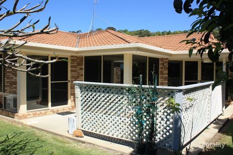 Property photo of 2 Glendale Crescent Ocean Shores NSW 2483