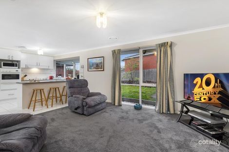 Property photo of 12 Maldon Court Narre Warren VIC 3805