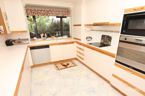 Property photo of 9 Montgomery Place Conder ACT 2906