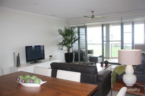 Property photo of 2/8 Bent Street Yamba NSW 2464
