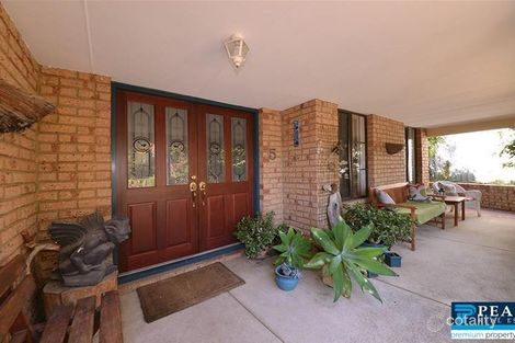 Property photo of 5 Nina Grove Beldon WA 6027