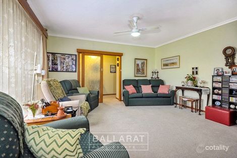 Property photo of 386 Forest Street Wendouree VIC 3355