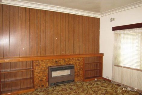 Property photo of 1/8 Couper-Angus Grove Sunshine VIC 3020