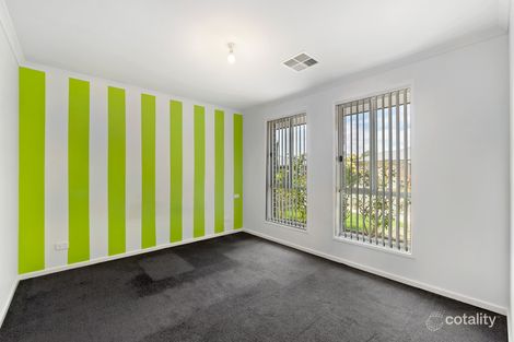 Property photo of 32 Tripodi Circuit Parafield Gardens SA 5107