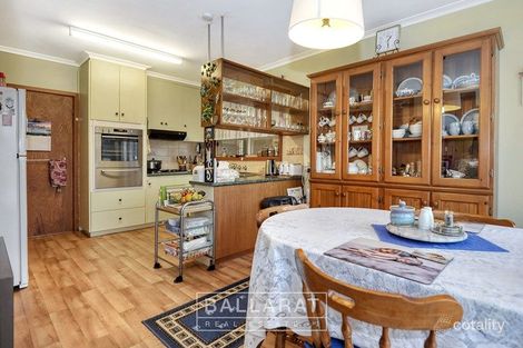 Property photo of 386 Forest Street Wendouree VIC 3355