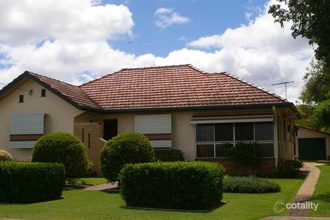 38 Pemberton St, Booval, QLD 4304