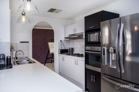 Property photo of 43 Fernlea Avenue Rowville VIC 3178