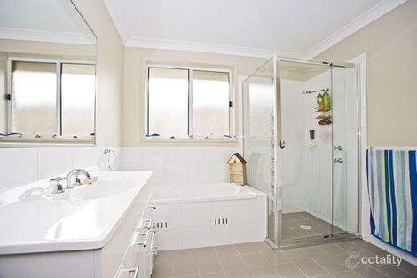 Property photo of 17 Northridge Drive Cameron Park NSW 2285