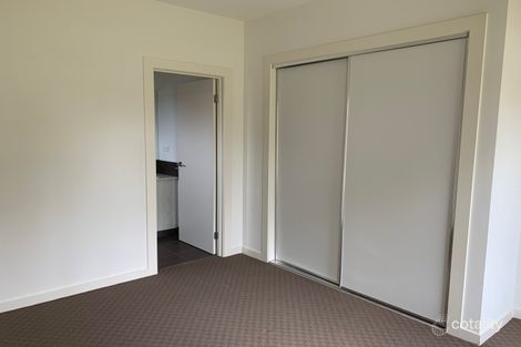 Property photo of 1/131 Middleborough Road Box Hill South VIC 3128