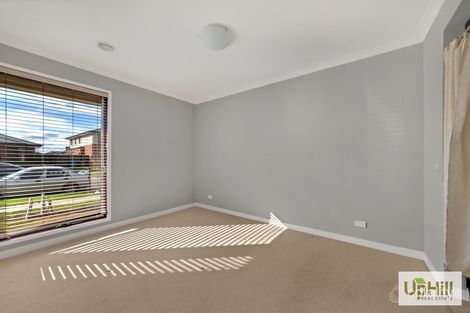 Property photo of 92 Glenrose Boulevard Clyde North VIC 3978