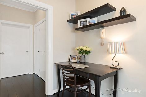 Property photo of 11/246 Albert Street East Melbourne VIC 3002