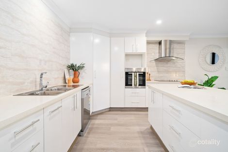 Property photo of 5 Orpington Court Arundel QLD 4214