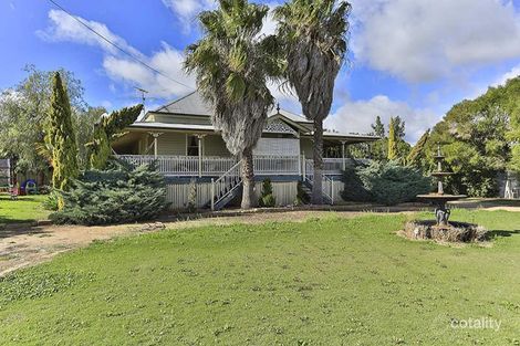 18 Mocatta St, Goombungee, QLD 4354
