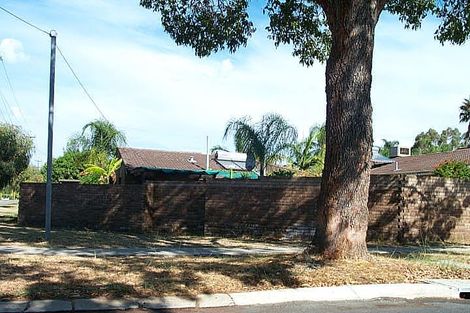 47 Glyndebourne Ave, Thornlie, WA 6108