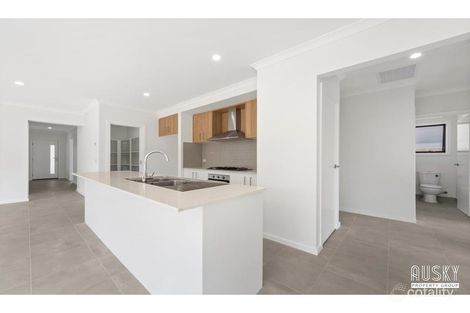 Property photo of 46 Ludo Circuit Truganina VIC 3029